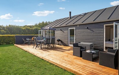 Awesome home in Toftlund with WiFi