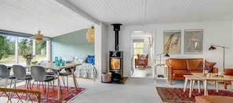 Nice home in Hals with WiFi