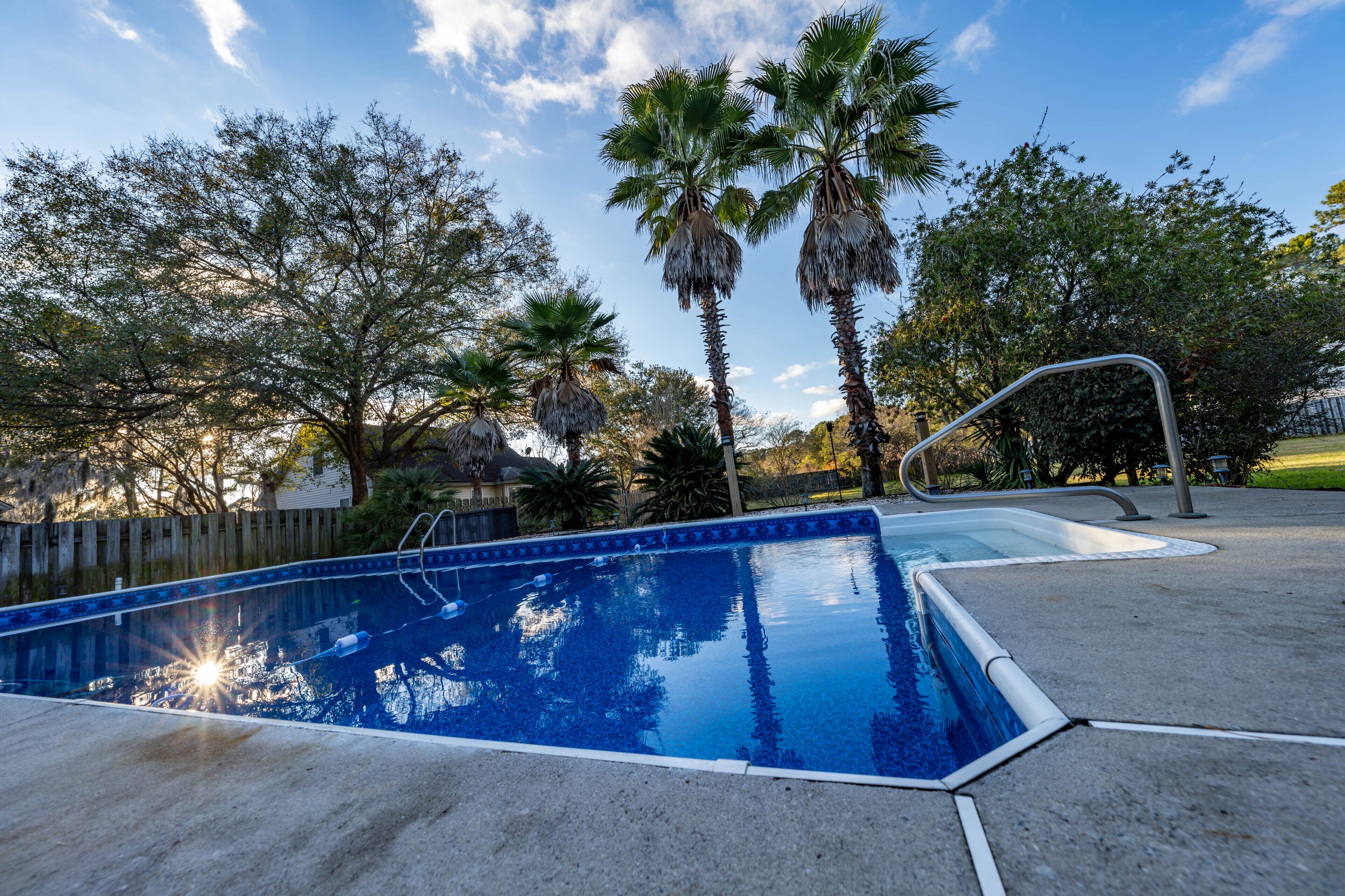 Full home with cottage and pool, great location!