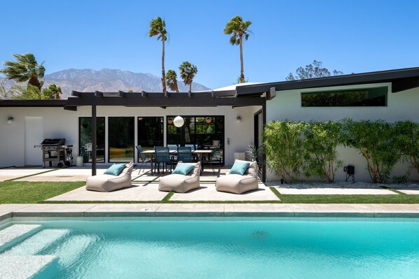 Perfect spot to laze about and enjoy the sun.