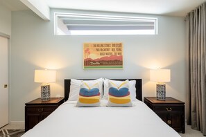 4 habitaciones, ropa de cama de alta calidad y escritorio 