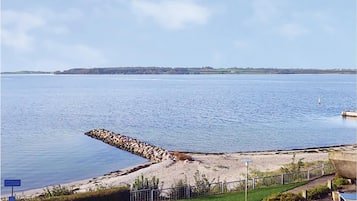Tæt på stranden