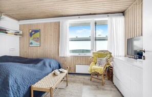 2 bedrooms, free WiFi