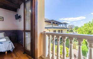 2 makuuhuonetta, vauvan matkasänky, ilmainen Wi-Fi