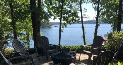 Life is Better at the Lake! Waterfront cabin on Lake Keowee