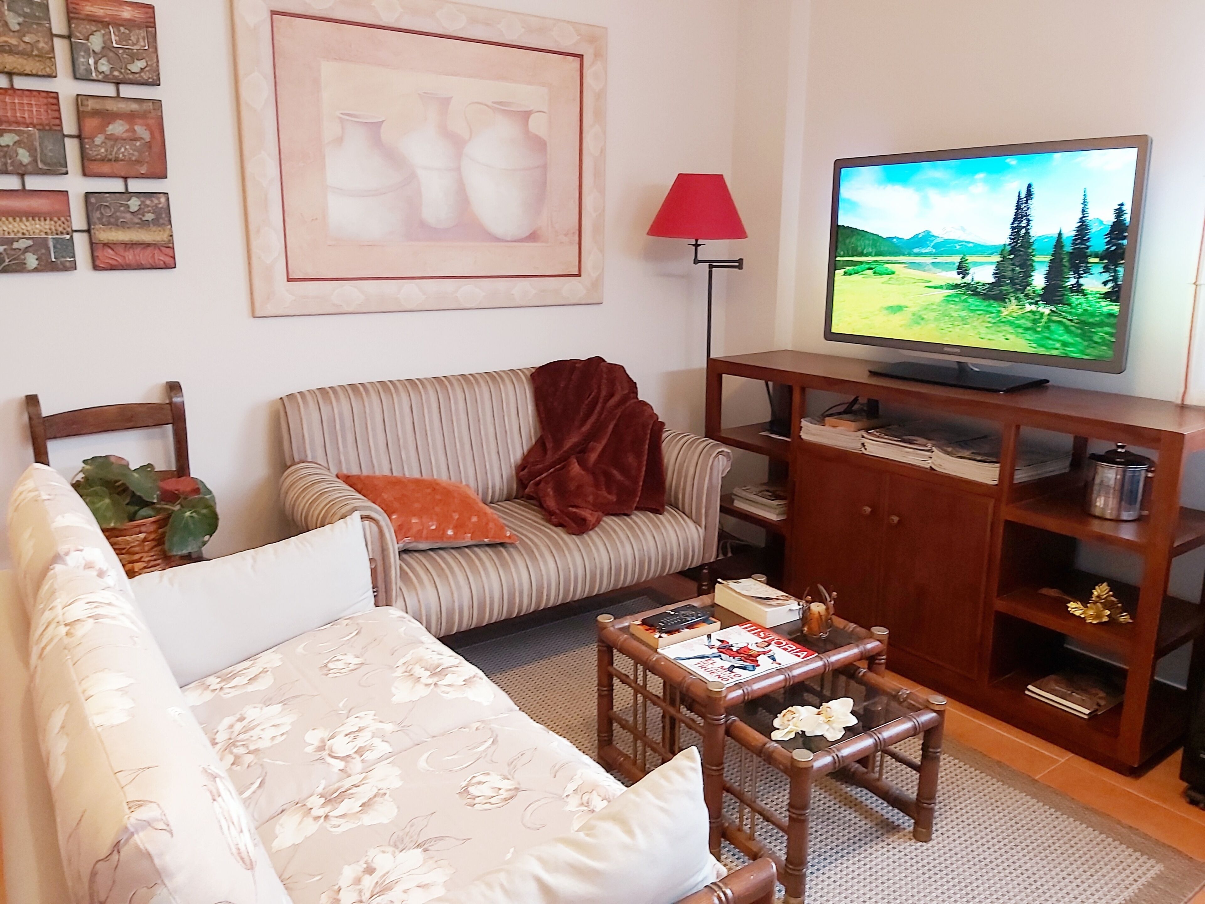 Beautiful apartment in Moaña, 5' by car from the beach and the mountains.