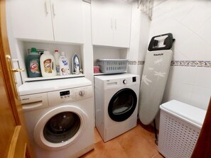 Interior - Beautiful apartment 5' drive from the beach and the mountains. (Moaña)