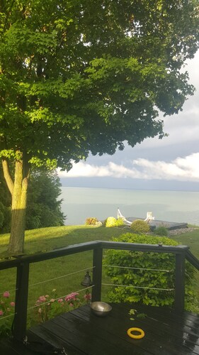 Stunning Lake Erie Waterfront