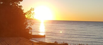 Stunning Lake Erie Waterfront