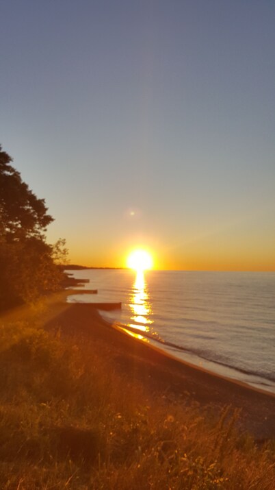 Stunning Lake Erie Waterfront