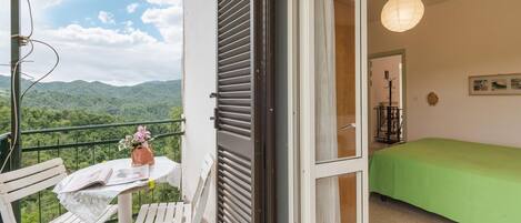 3 camere, culla da viaggio