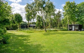 Property grounds - 3 bedroom beautiful home in Glesborg (Glesborg)