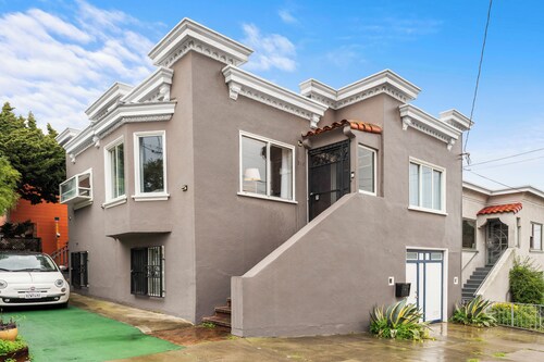 VERY CLEAN, Hotel-feels, en-suite. Close to Glen Park BART.