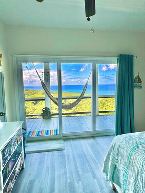 3 Schlafzimmer, Zimmersafe, Schreibtisch, BĂŒgeleisen/BĂŒgelbrett