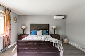 5 chambres, bureau, fer et planche à repasser, Wi-Fi gratuit
