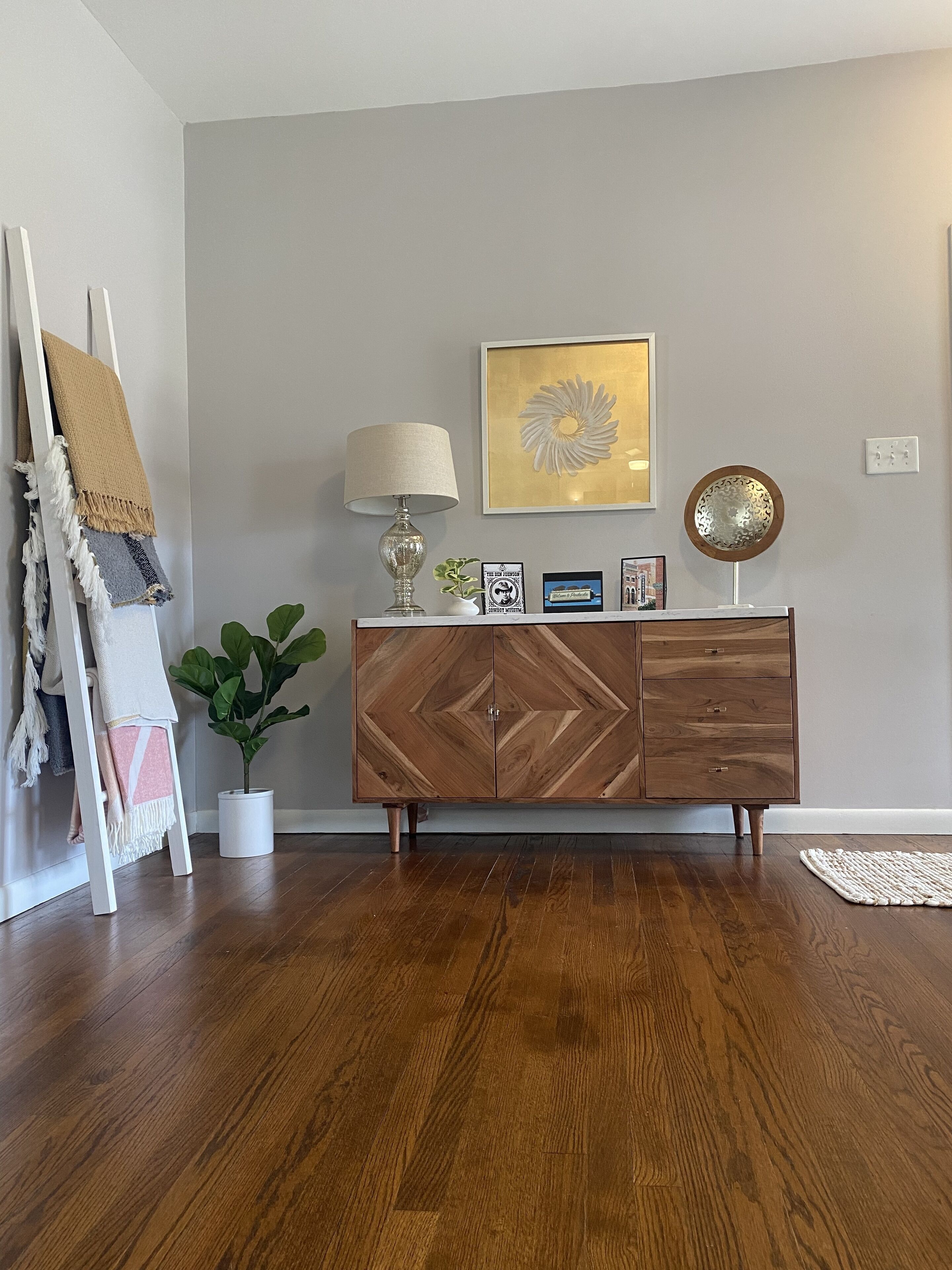 Fully remodeled! Near downtown/Pioneer Woman  Mercantile