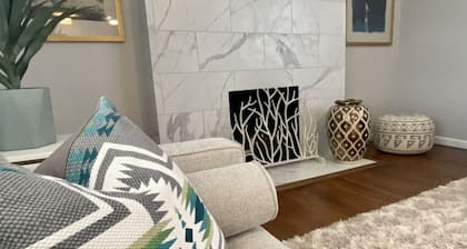 Spacious Craftsman, Near downtown and Pioneer Woman Mercantile
