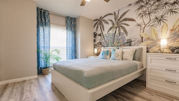 3 bedrooms, desk, iron/ironing board, travel crib