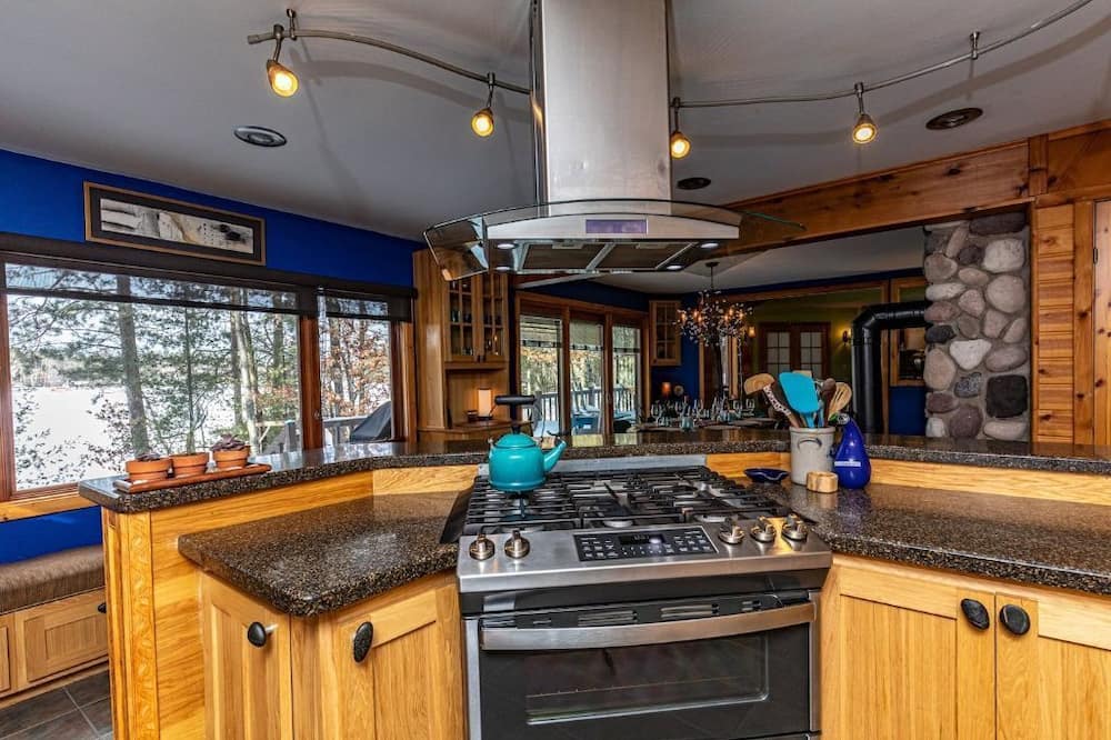 Minocqua Airbnb & Cheap Cabin Rentals from 51 AirCabins