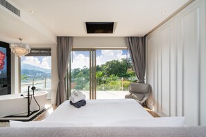 3 Bedroom Private Pool Villa | In-room safe, individually decorated, individually furnished, desk - Capucine Villas (Kamala)