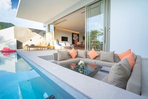 2 Bedroom Private Pool Villa | 露台