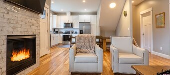 Little Sadie | Newly Built, Asheville Villa with Rooftop Hot Tub