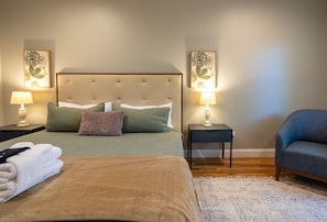 4 chambres, fer et planche à repasser, Wi-Fi, draps fournis