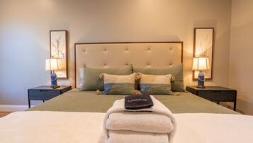 4 chambres, fer et planche à repasser, Wi-Fi, draps fournis