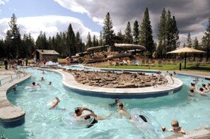 Indoor pool, outdoor pool - NEW LISTING! UPDATED 3 SUITES & AC! HOT-TUB, SHARC, FORT ROCK, BIKES, DOG OK. (Sunriver)