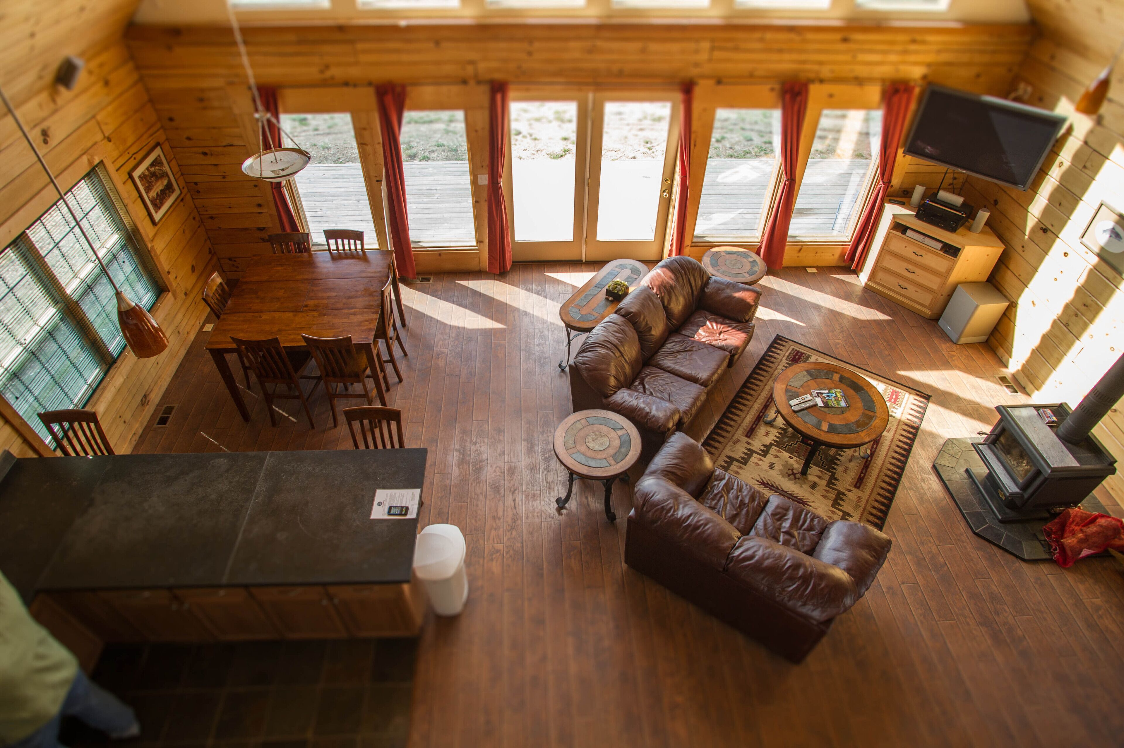 Spacious Bluff Cabin #2 Overlooking Bighorn River