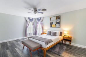 3 chambres, fer et planche à repasser, Wi-Fi gratuit, draps fournis