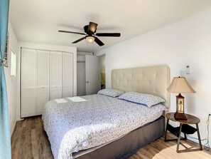 3 camere, una scrivania, ferro/asse da stiro, Wi-Fi gratuito