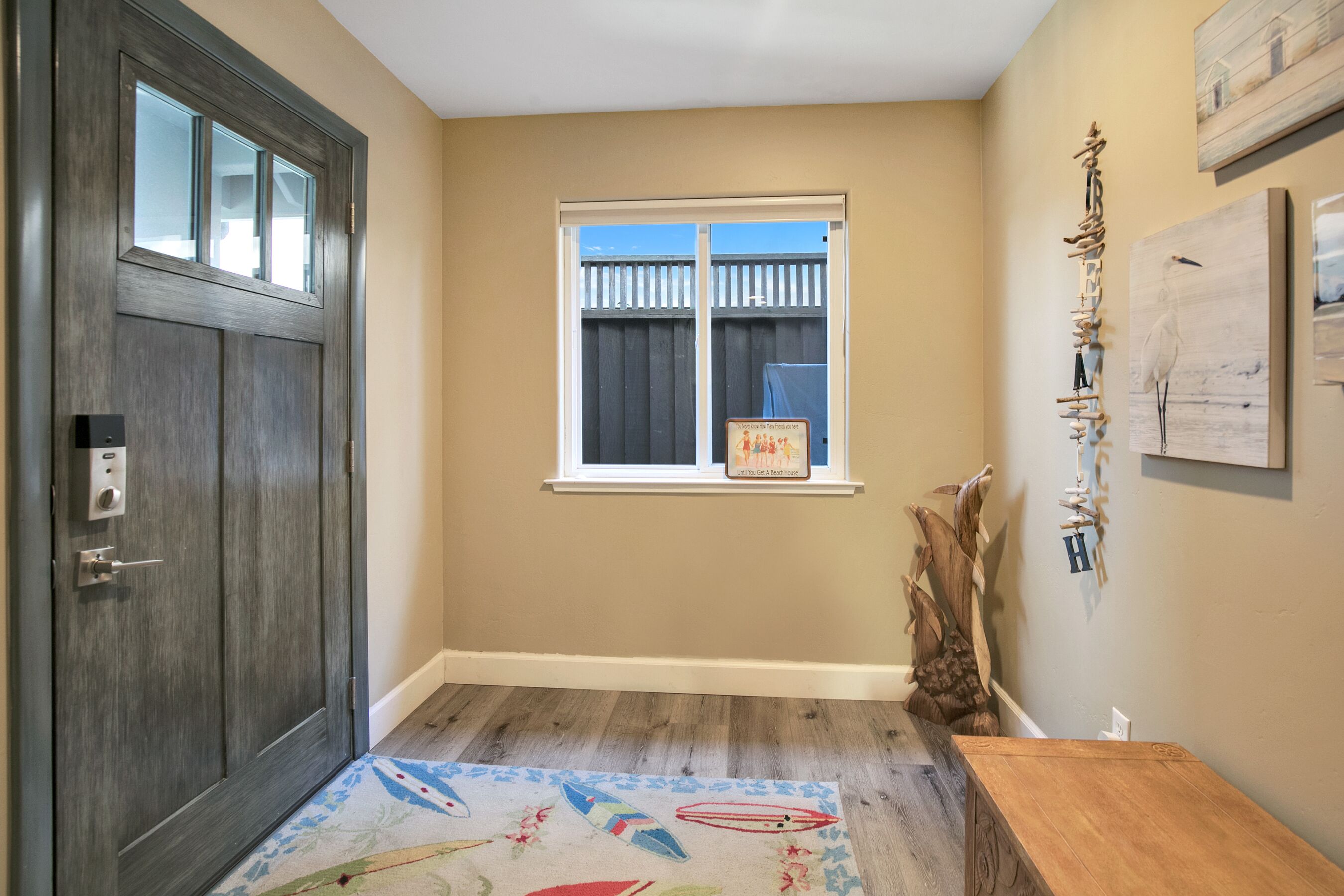 Stellar Location in Pleasure Point.  Hot Tub.  Firepit.  Steps to the Surf.