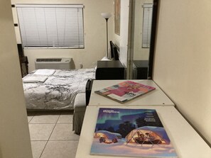 1 bedroom, desk, iron/ironing board, free WiFi