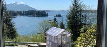 Beautiful views - close to local attractions