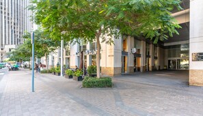 Property entrance - Dream Inn - Mayfair Residency (Dubai)