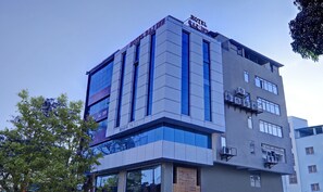 Exterior - Treebo Raj Inn Lalpur (Ranchi)