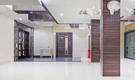 Meeting facility. Treebo Elite City Upper Bazar