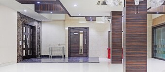 Treebo Elite City Upper Bazar