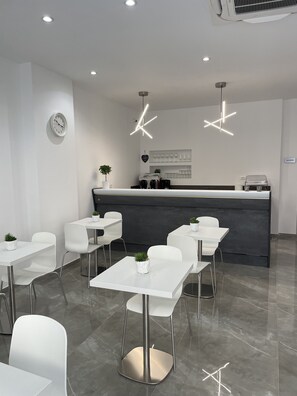 Reception - HOTEL PORTO DI ROMA (Civitavecchia)