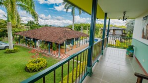 Unclassified image, 4 of 10, button - Hacienda Araucaria Habitacion 10 (Quimbaya)