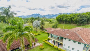 Unclassified image, 5 of 10, button - Hacienda Araucaria Habitacion 10 (Quimbaya)
