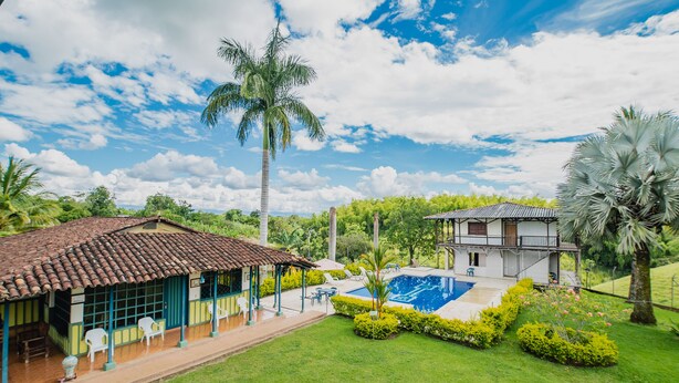 Unclassified image, 1 of 10, button - Hacienda Araucaria Habitacion 10 (Quimbaya)