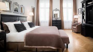 Apartment, 3 Bedrooms, Terrace | 3 bedrooms