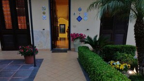 House, 3 Bedrooms, Smoking, Fireplace | Property entrance - Casa Vacanze Etna Cocus (Santa Venerina)