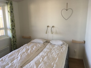 House, 2 Bedrooms, Terrace, Lake View