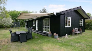 House, 3 Bedrooms, Garden View | Property entrance