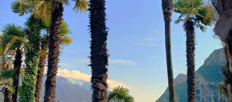 Holiday feeling Lake Garda Limone mountain / lake view