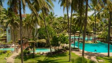 Room, 1 Bedroom, Accessible, Smoking | View from property