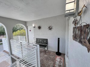 Studio, 1 Bedroom, Balcony | Balcony - 💎stylish Studio Apartment By Miami Airport (Miami)